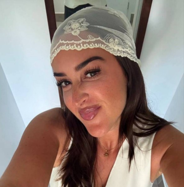 Alma, 41, Dallas