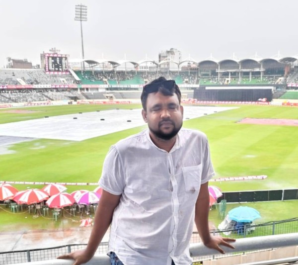Md Tareq, 38, Drebkau