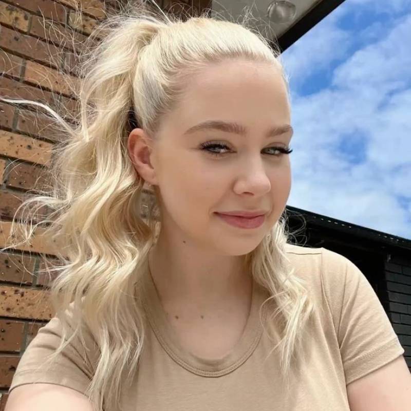 Rose, 27, London