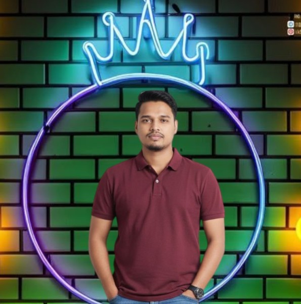 Mokles, 25, LA