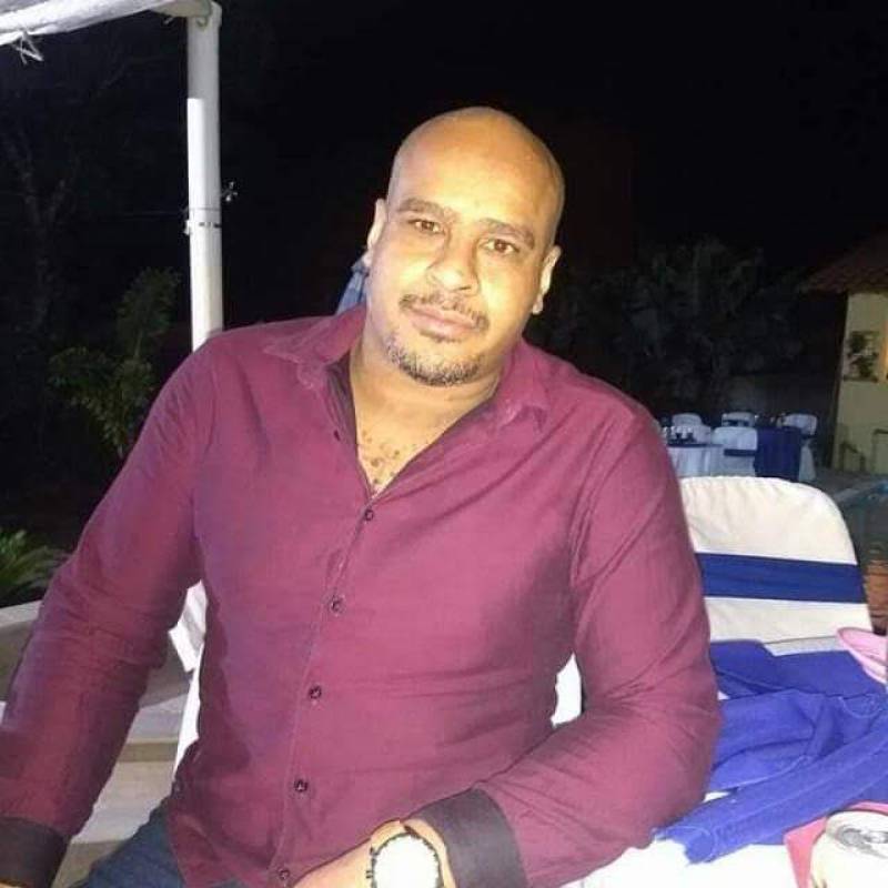 Marcos, 49, London