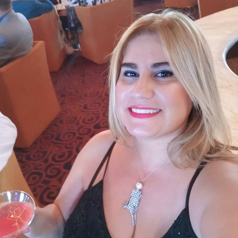 Gloria, 56, Bellevue Washington state