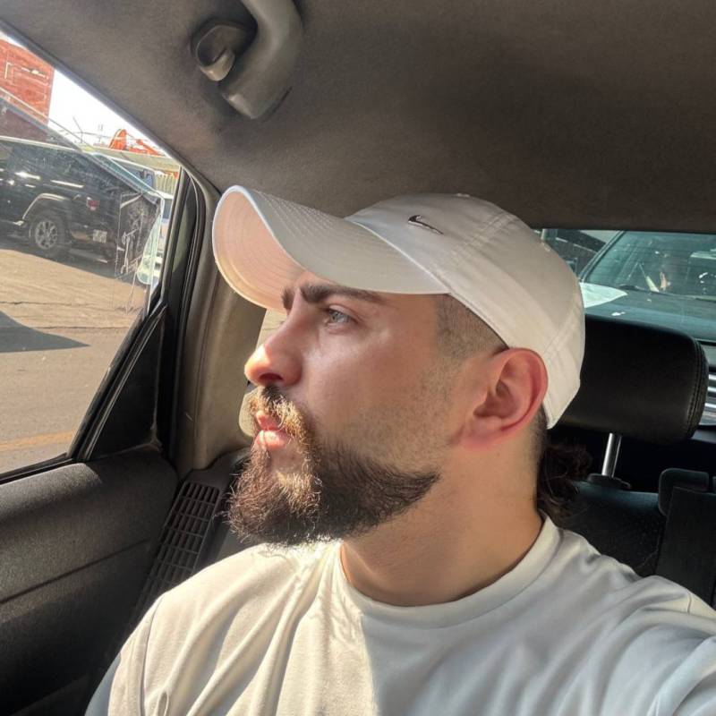 Luka, 31, Connecticut