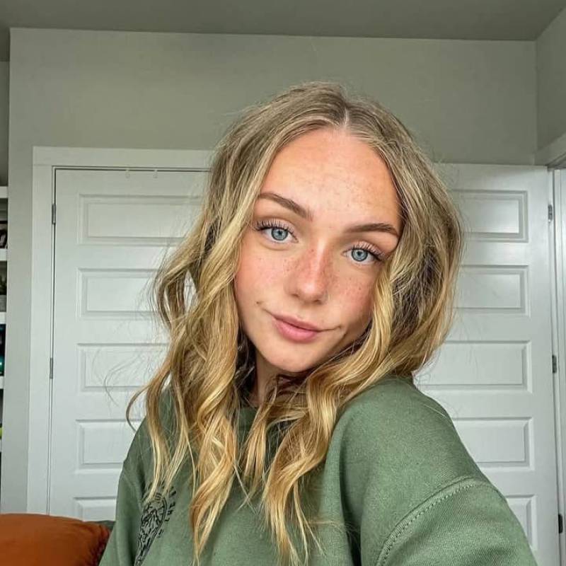 Sarah, 21, Hamburg