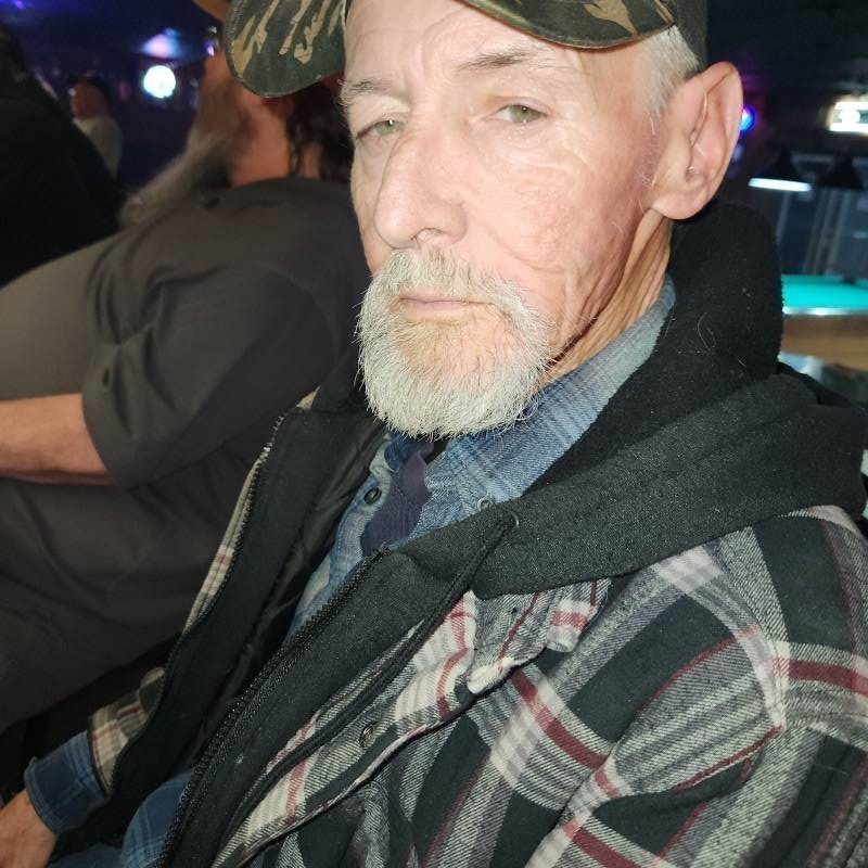 Manny, 70, Colombo