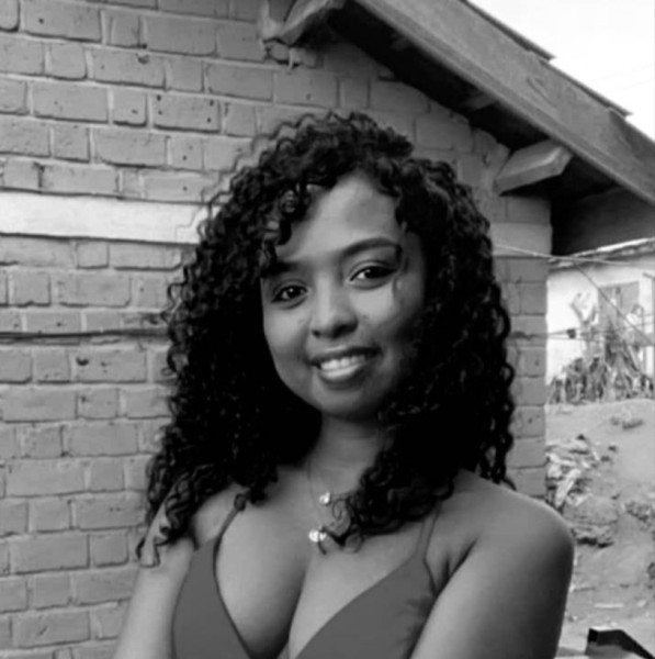 Essia, 33, Bheramara