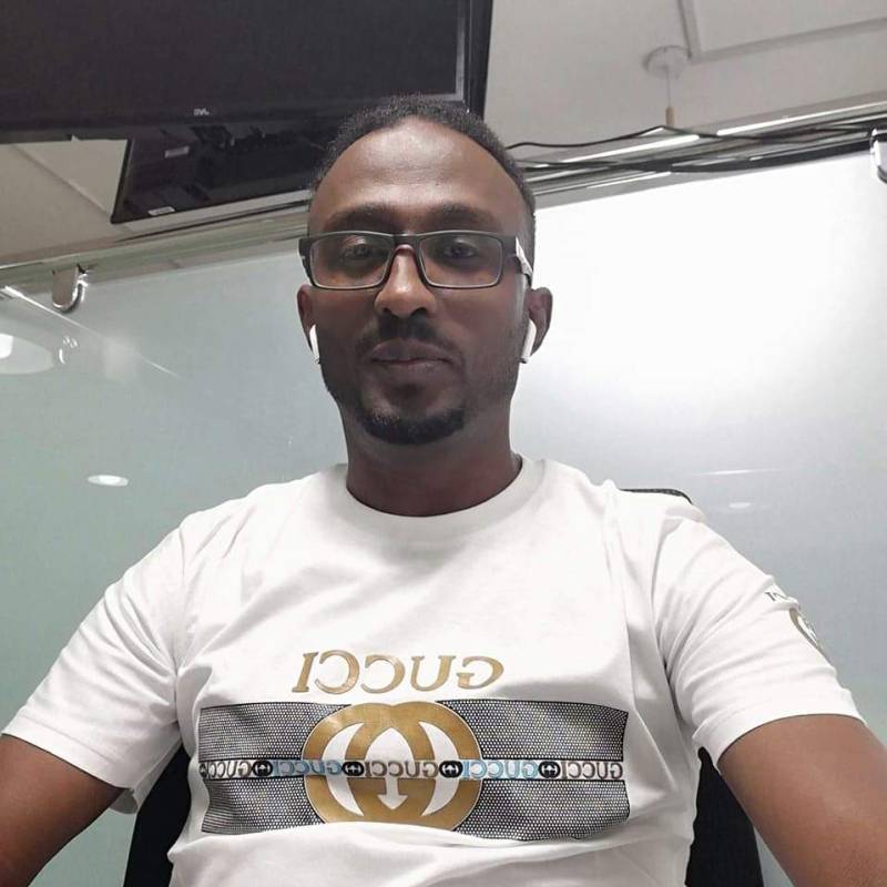 Inesta, 38, Dhaka Bangladesh