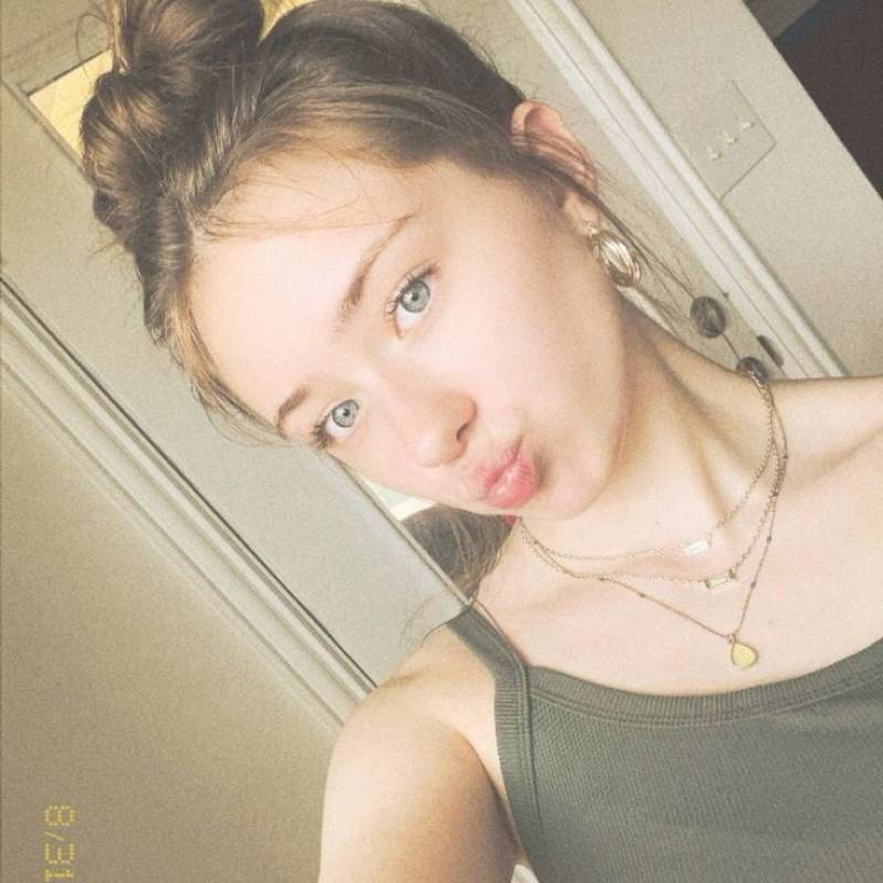 Lily, 28, Riga