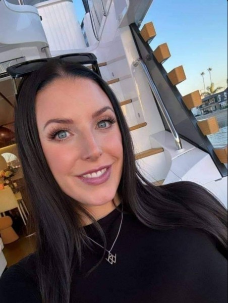 Elsbeth, 31, Toronto