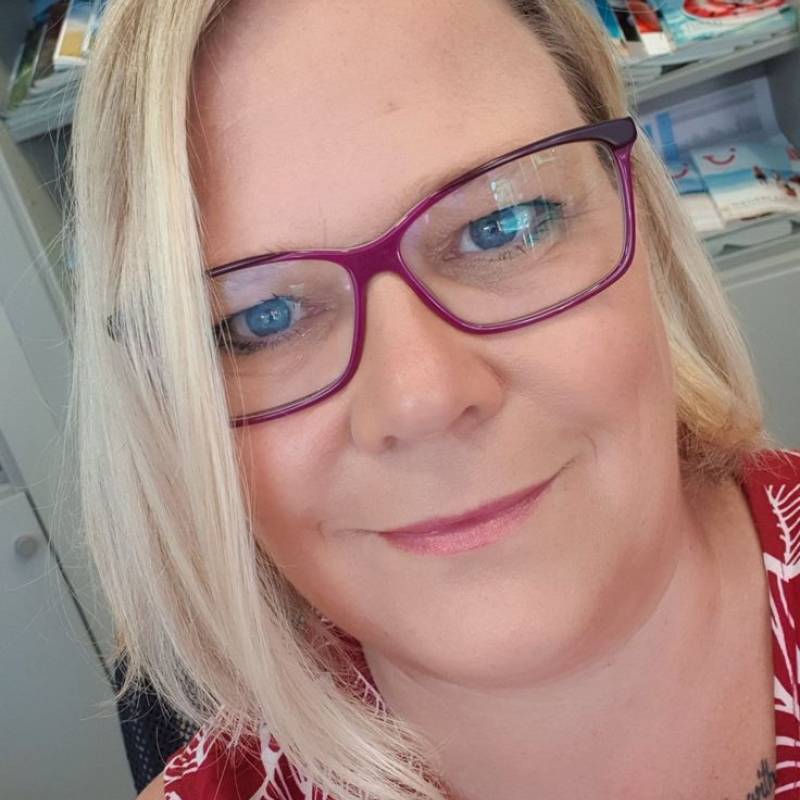 Alexandra Katec, 49, lisbon