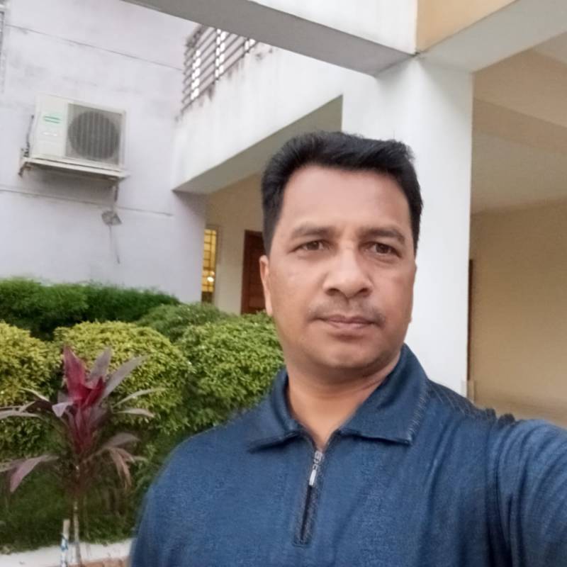 Rabbi Chowdhury, 35, netherland