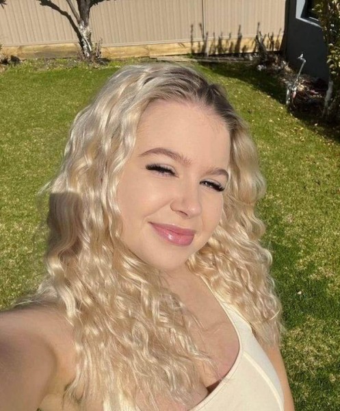 Mai Makova, 37, Pabna
