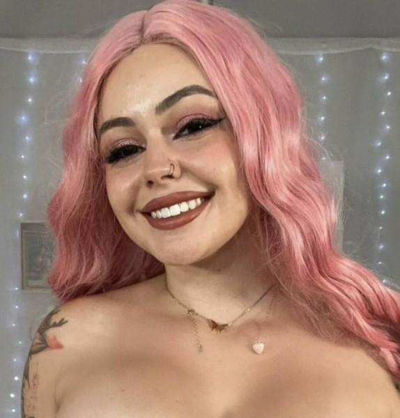 Grace, 26, United States of America