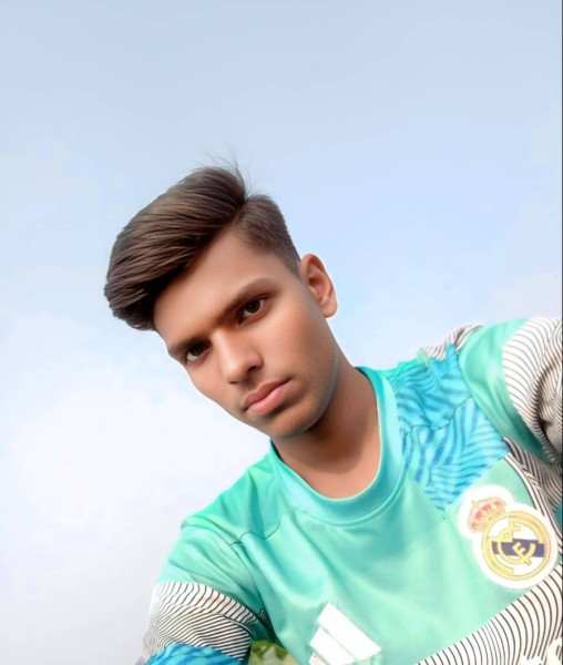 Anish, 19, Hamburg