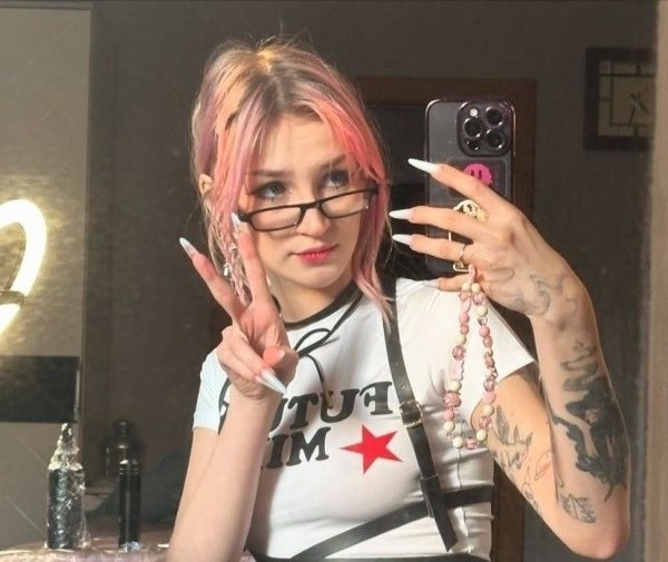 Emily, 24, Bangladesh