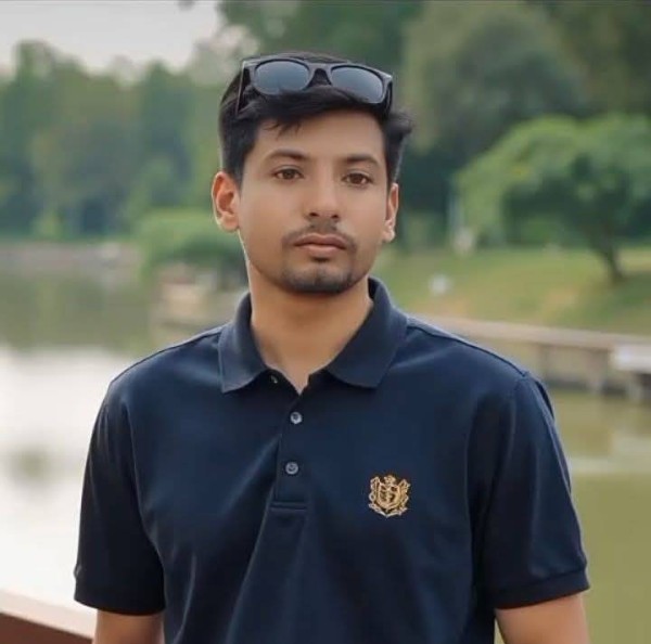 Dhakoaut, 31, New Jersey