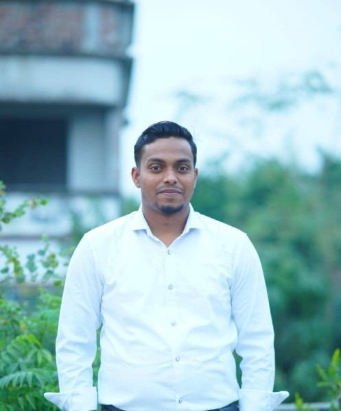 Akash, 29, Minnesota