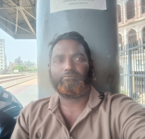 Mohammad, 41, Lakeland FL