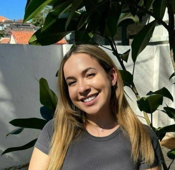 Jenna, 26, New Jersey