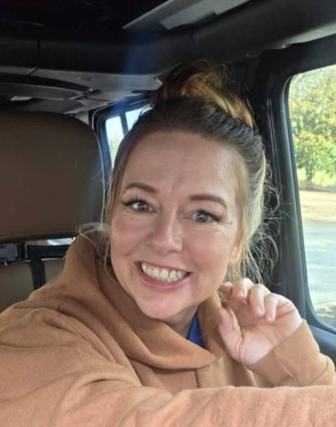 Sylvia, 41, Warren Ohio
