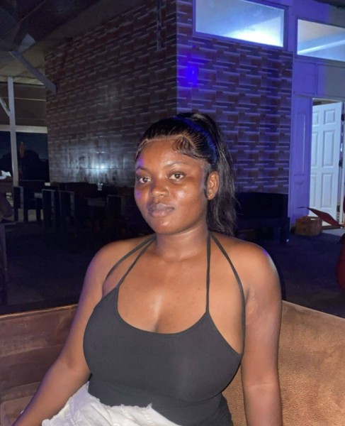 Sandy, 40, Now live in Qatar Doha