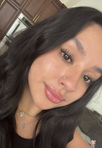 Ellen, 26, Dubai
