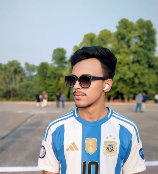 Nayem, 22, Now live in Qatar Doha