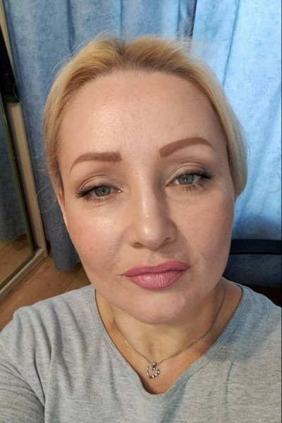 Amelia, 60, Chicago