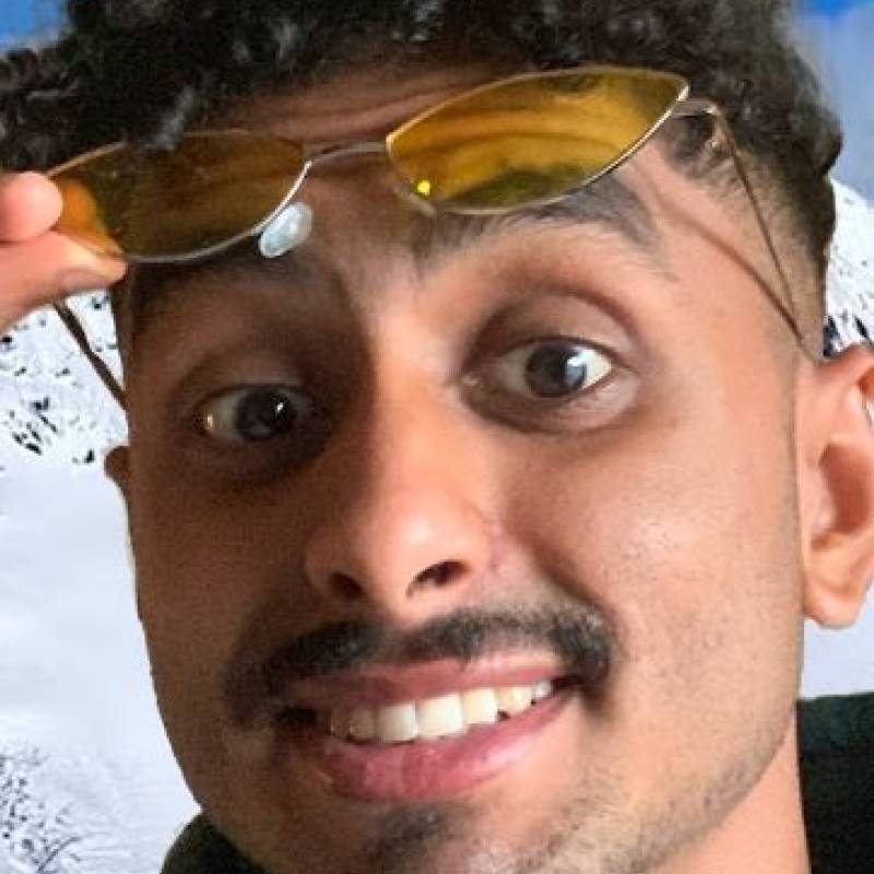 Marwan, 25, Canada