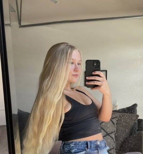 Trista, 29, london
