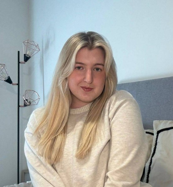 Amie, 36, Florida