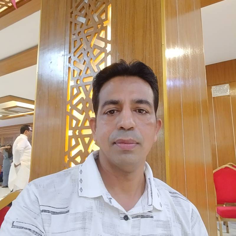 Omar, 37, Cumming GCA
