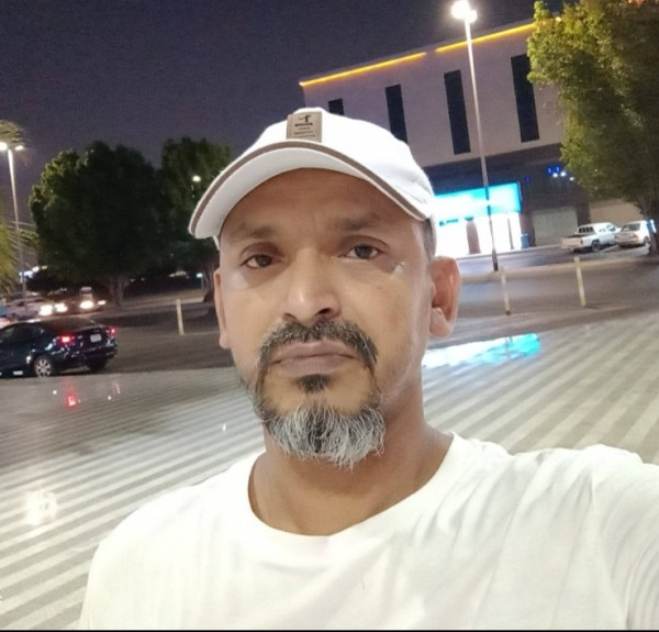 Bhuiya, 37, Nederland