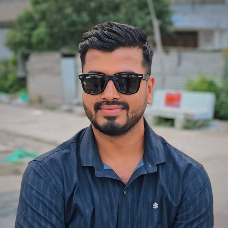 Ratan, 31