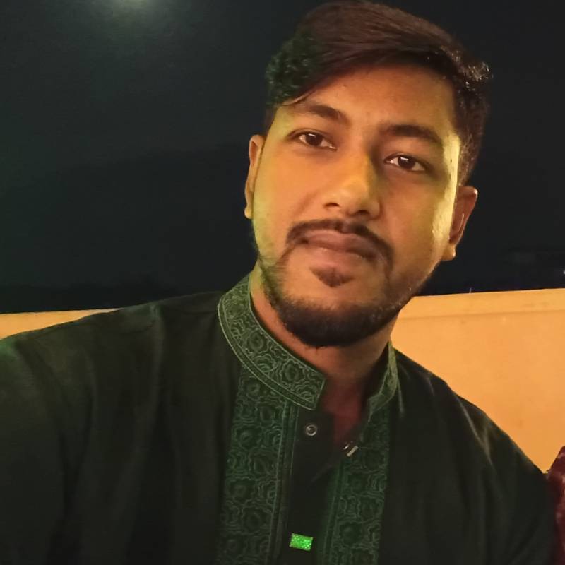 Khan, 28, New Jersey