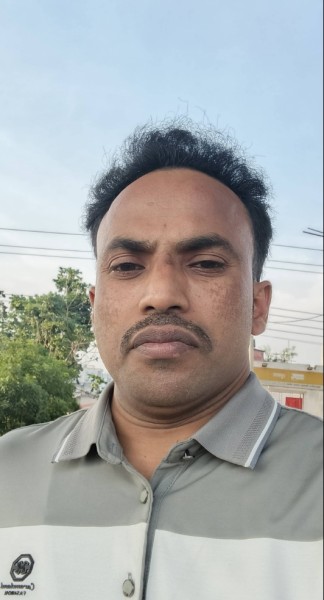 Roman, 27, Canada