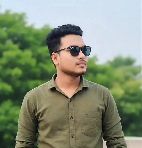shahed, 29, Douala