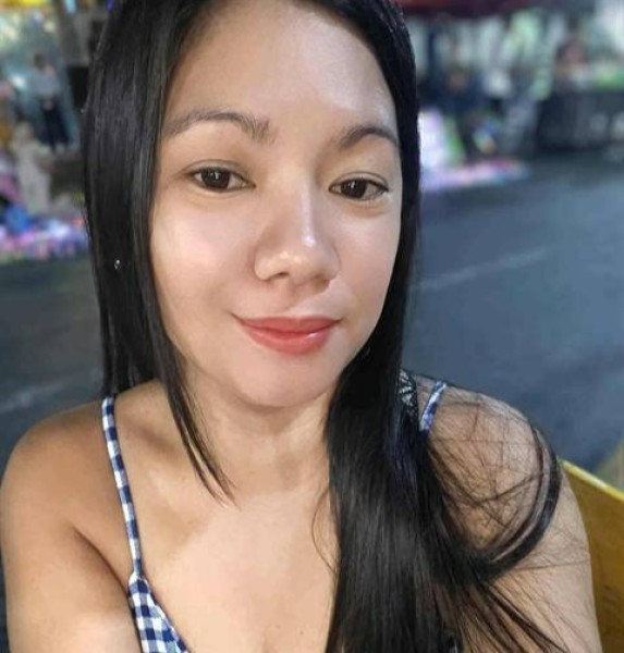 Stephanie, 42, redhill surrey england