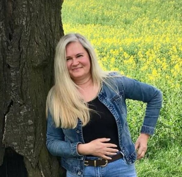 janet, 40, Bloemfontein