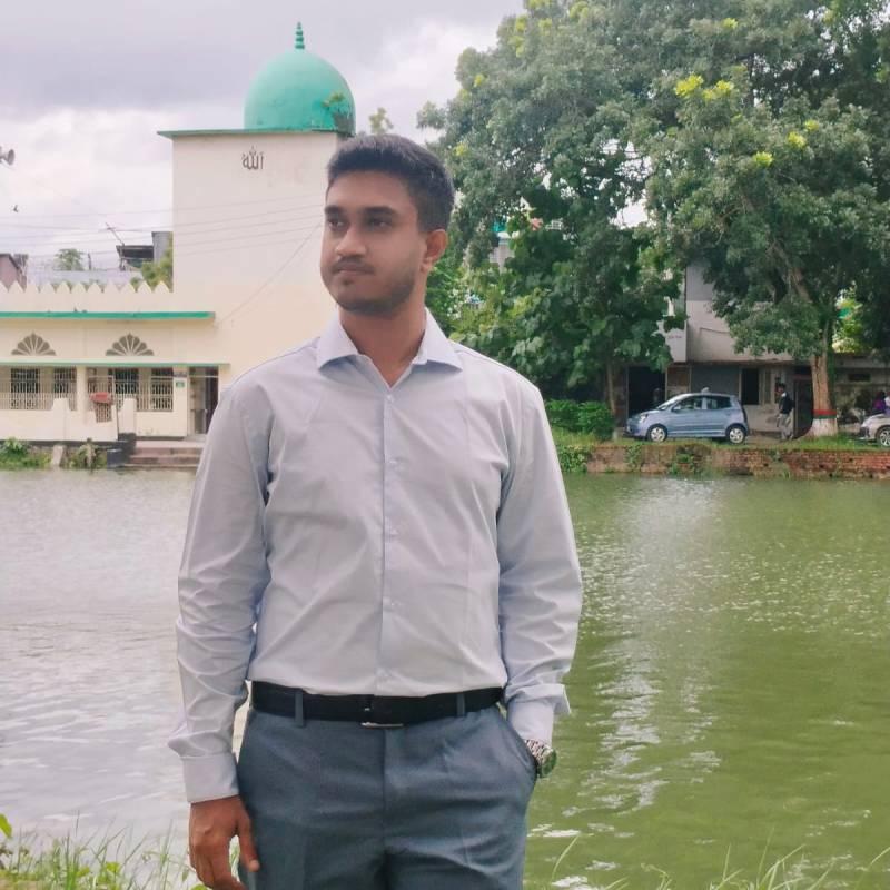 Hasan, 27, lisbon