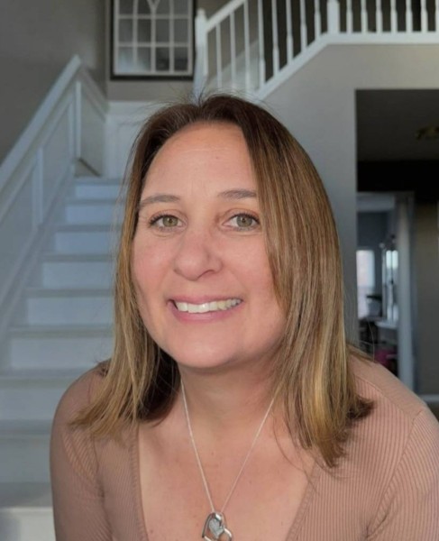 Emilia63797 dating