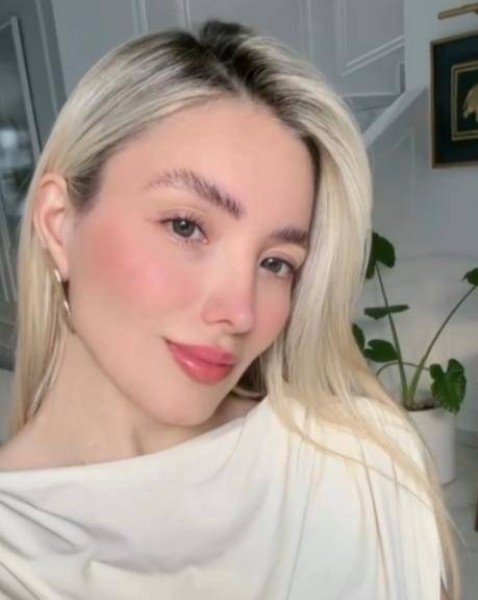 MiaSofia74571 dating