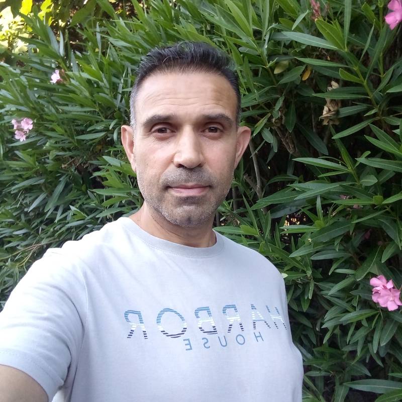 HAKAN40669 dating